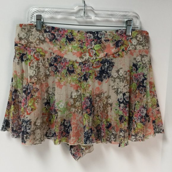 Anerican rag floral print garhered flowing  shorts - Picture 1 of 3